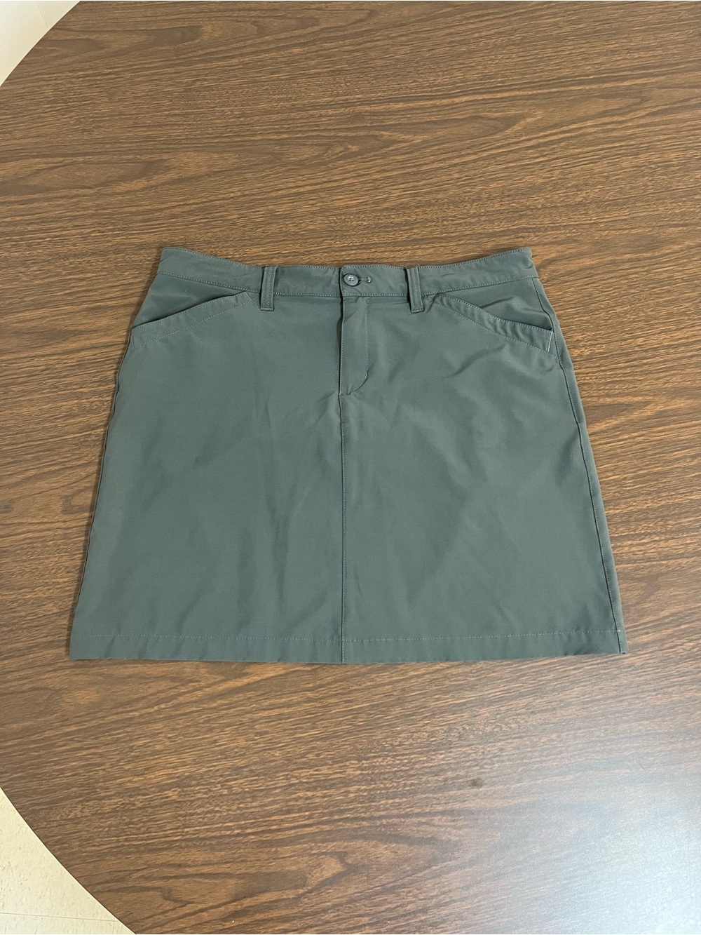 Eddie Bauer Women's Gray Hiking Skirt Athletic Outdoor Pockets 34in Waist Sz L
